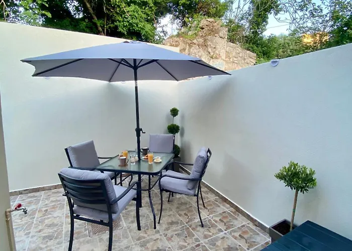 Holiday home Jerrys House Asos